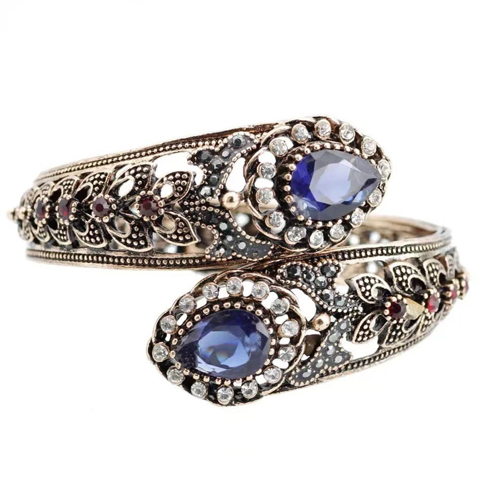 European And American Retro Alloy Gemstone Bracelet Limorista