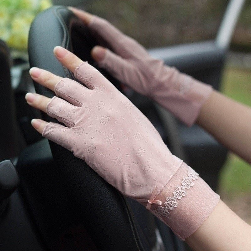 Semi-Finger Lace Sunscreen Gloves Female Summer Ice Silk Half Fingers Anti-Slip Driving Thin Anti-UV Fashion Women Mittens TB54 Limorista