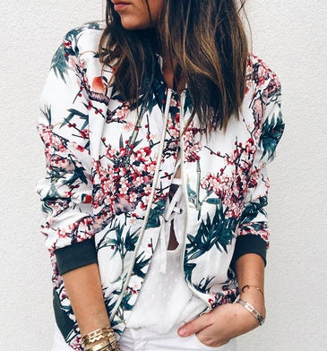 Incredibly beautiful and cozy jacket with a floral pattern Limorista