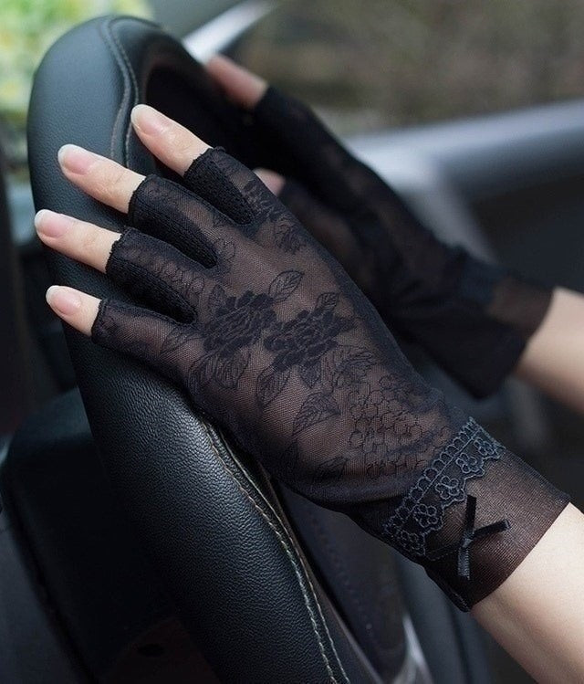 Semi-Finger Lace Sunscreen Gloves Female Summer Ice Silk Half Fingers Anti-Slip Driving Thin Anti-UV Fashion Women Mittens TB54 Limorista