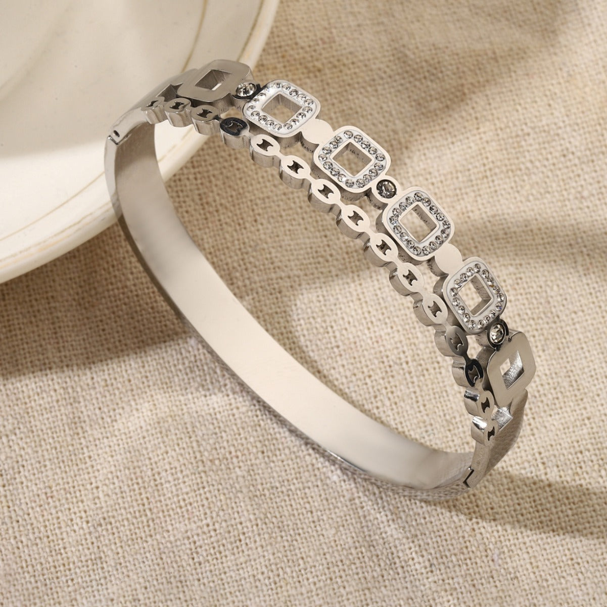 Stainless Steel Electroplated Bracelet For Women Limorista