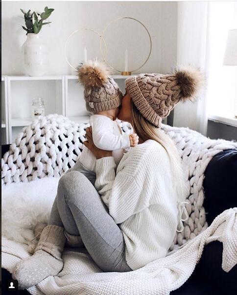 Autumn and winter ball twist knit hat Warm female parent-child imitation braid hair ball wool cap Limorista