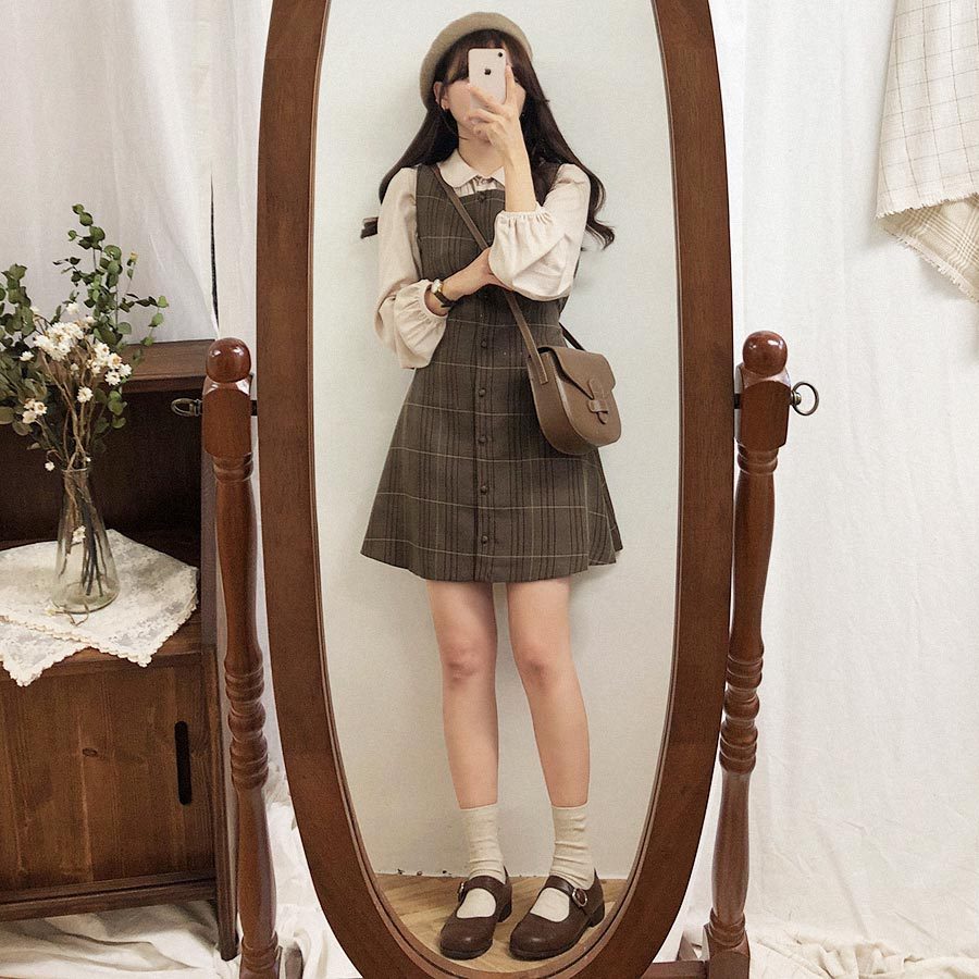 High And Thin Hong Kong Style Suspender Skirt Limorista