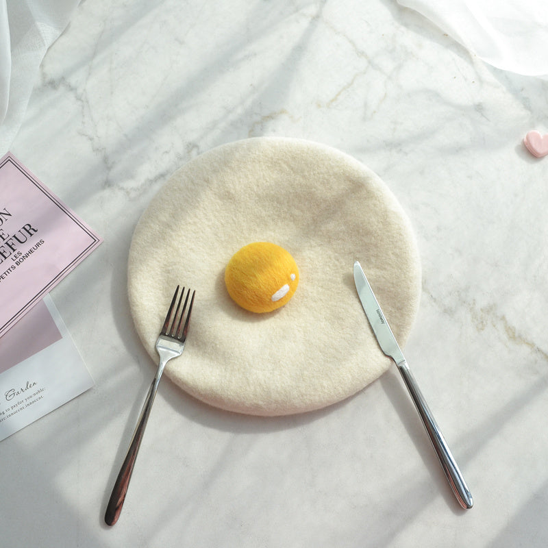 Poached egg beret Limorista