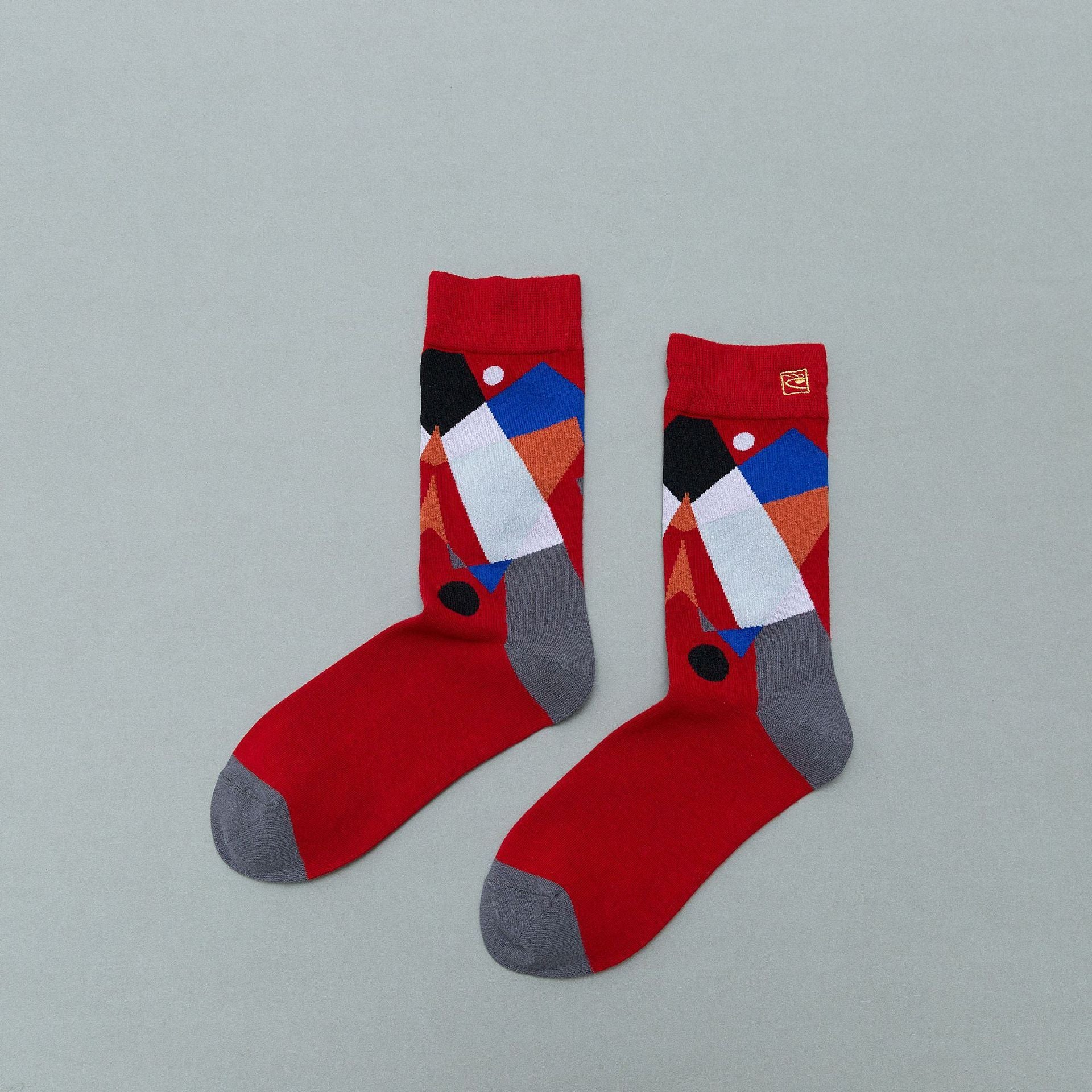 Personality contrast color graffiti character in tube socks Street style fashion cotton socks Limorista