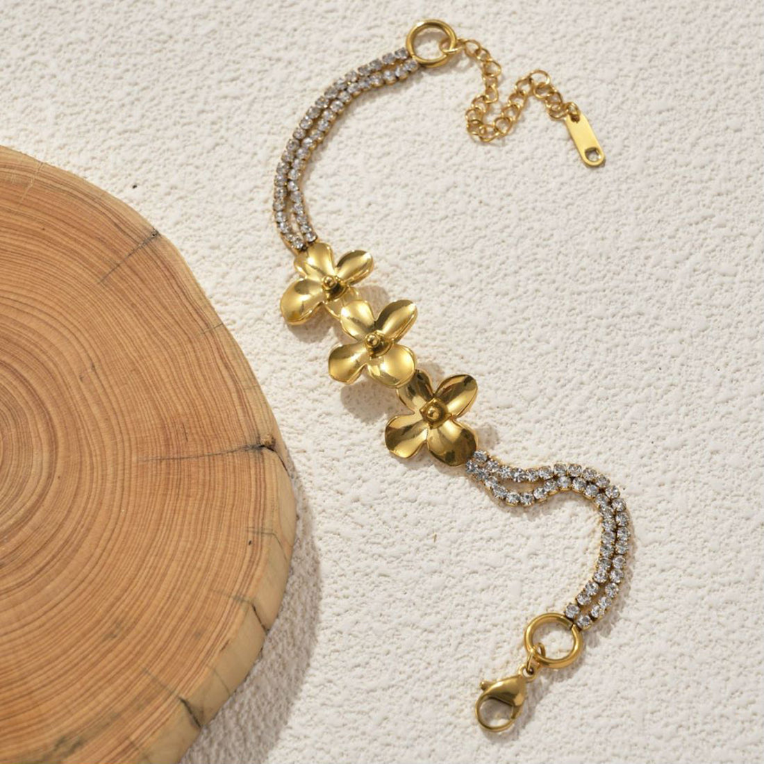 Light Luxury 18K Gold Plated Stainless Steel Flower Bracelet Limorista