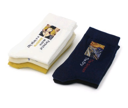 Autumn and winter retro socks personality English oil painting series in the tube socks literary abstract ladies cotton socks Limorista