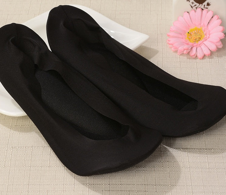 3D Arch Foot Massage Health Care Women Summer Socks Ice Silk Socks Shallow Mouth Silica Gel Invisible Slippers Feet Care Limorista