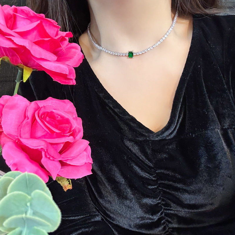 Simple And Versatile Sparkling Diamond Filled Square Candy Women&