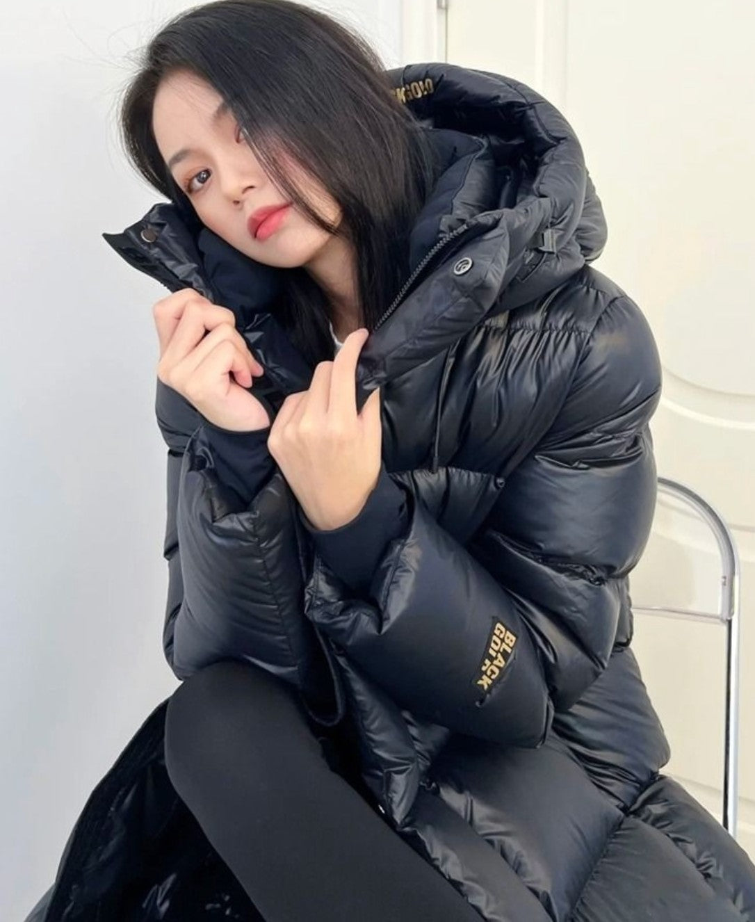 Limorista - Black Gold White Goose Down Mid-length Elegant Hooded Windproof Overknee Thickened Warm Down Jacket