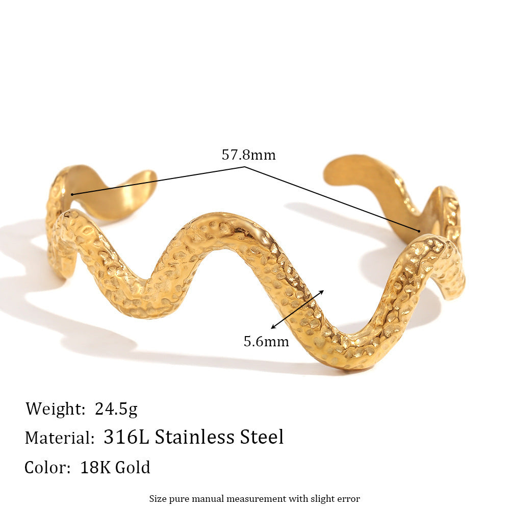 Fashionable All-match Stainless Steel 18K Gold Plating Beating Pattern Wave Snake Bracelet Limorista