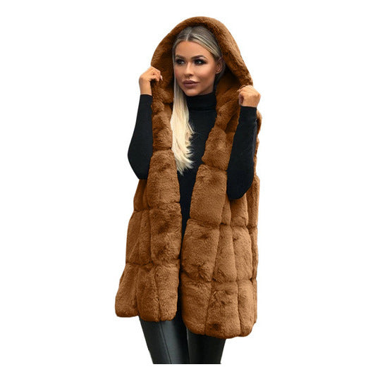 Hooded fur vest Limorista