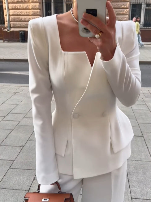 Limorista - Two-button Square Collar Solid Color Blazer