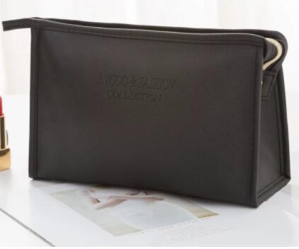Makeup Bag, Exquisite Cosmetic Storage Bag, Portable When Going Out Limorista