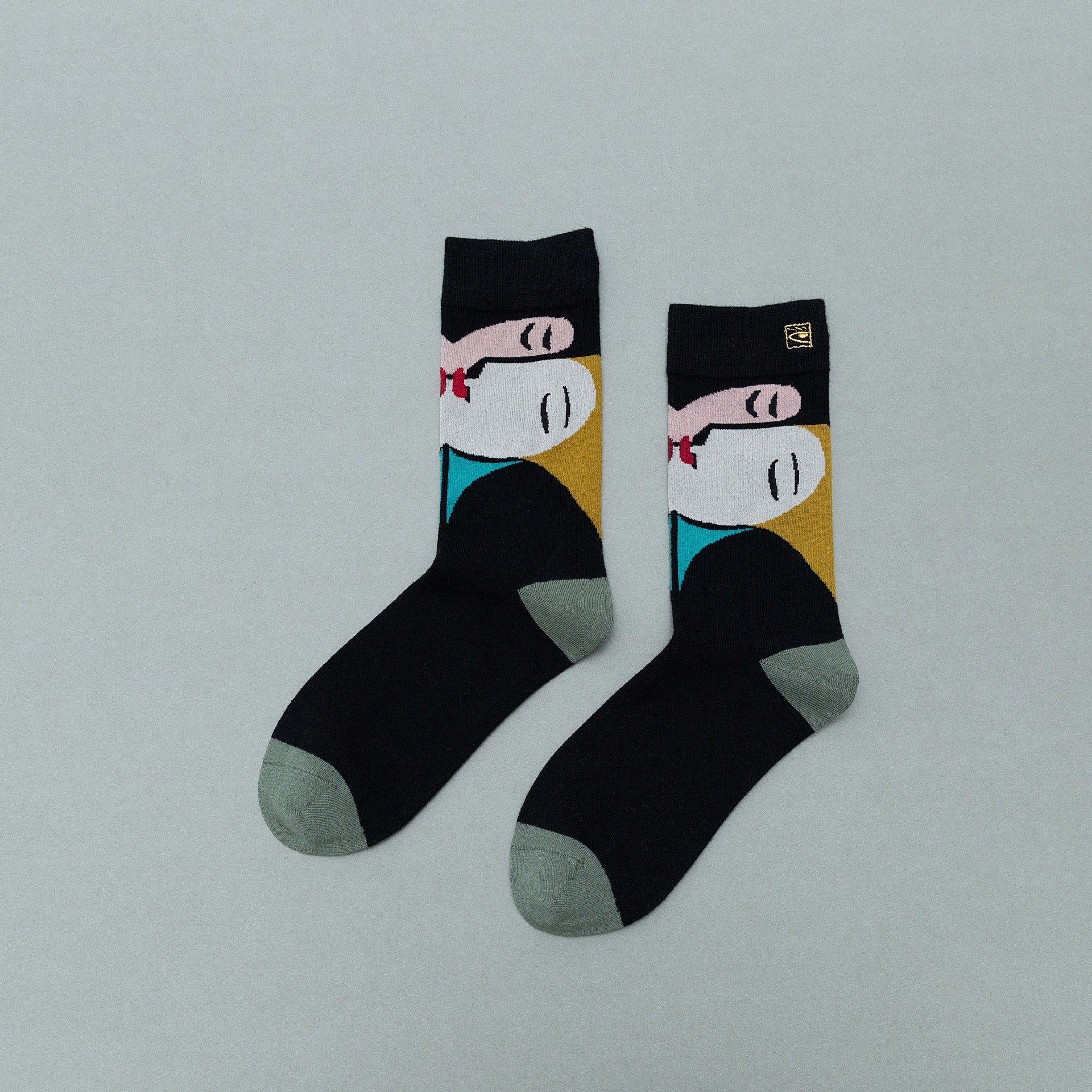 Personality contrast color graffiti character in tube socks Street style fashion cotton socks Limorista