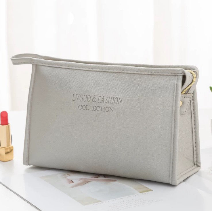 Makeup Bag, Exquisite Cosmetic Storage Bag, Portable When Going Out Limorista