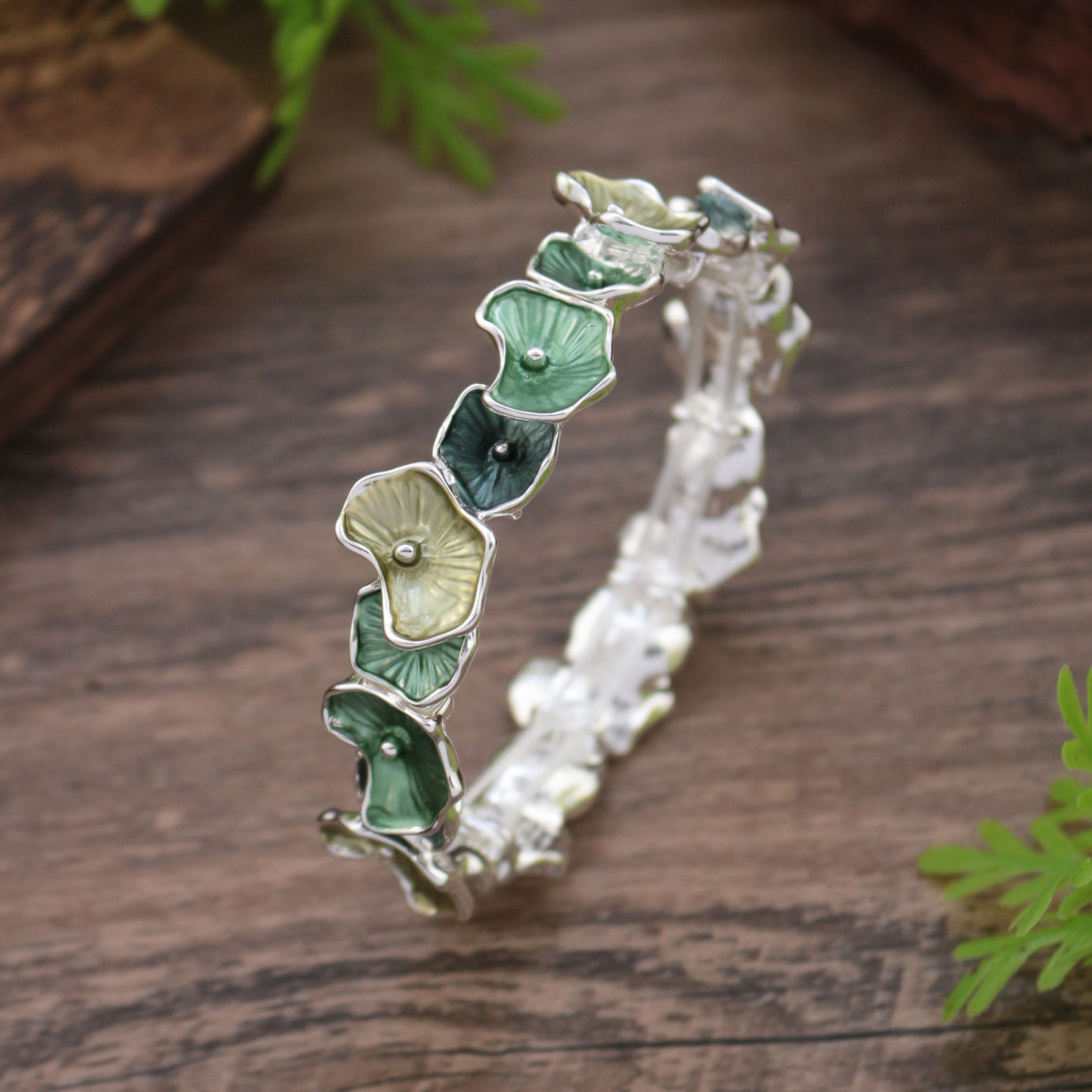 Colorful And Irregular Lotus Leaf Alloy Elastic Bracelet Limorista