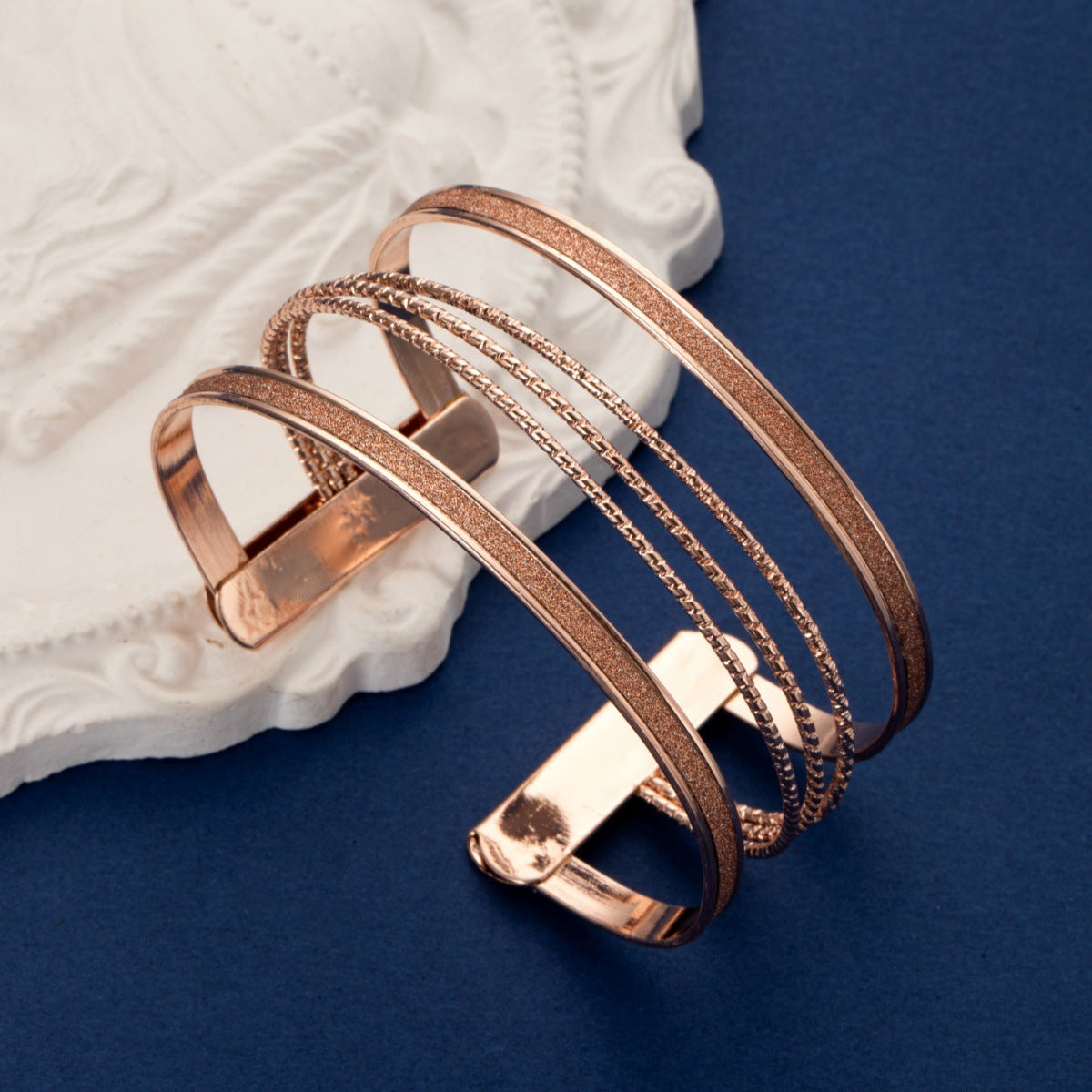 Versatile Personality Open Geometric Hollow Frosted Bracelet Limorista