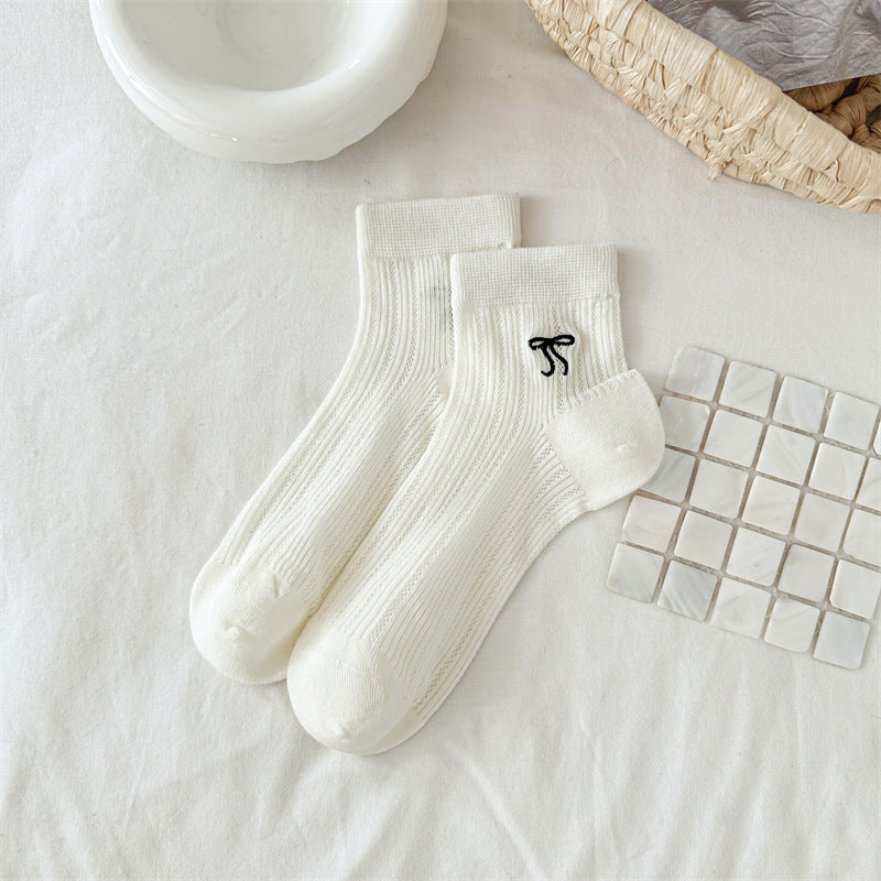 Bow Embroidered Short Thin Socks Limorista