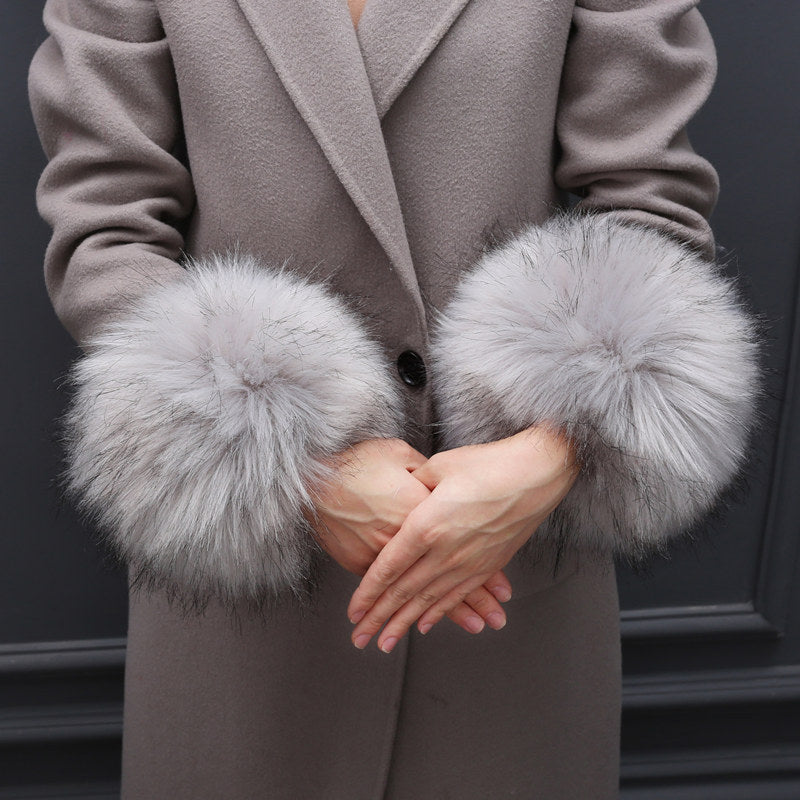 Faux Fur Fox Cuffs Plush Down Jacket Big Artificial Hand Cuffs Limorista