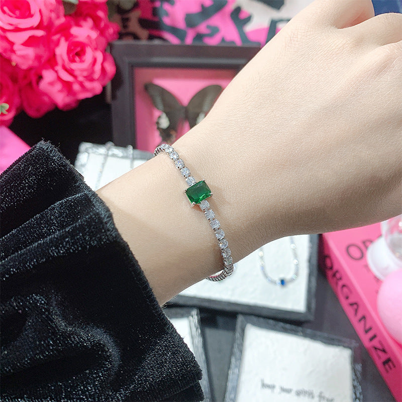 Simple And Versatile Sparkling Diamond Filled Square Candy Women&