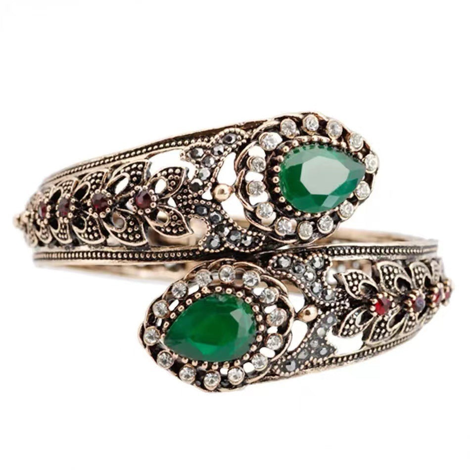 European And American Retro Alloy Gemstone Bracelet Limorista