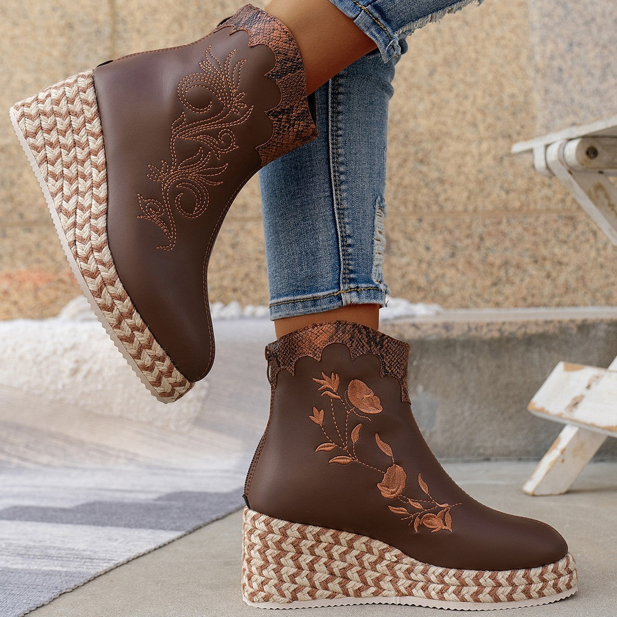 Autumn And Winter Thick Bottom Wedge Embroidered Retro Leisure Boots Limorista