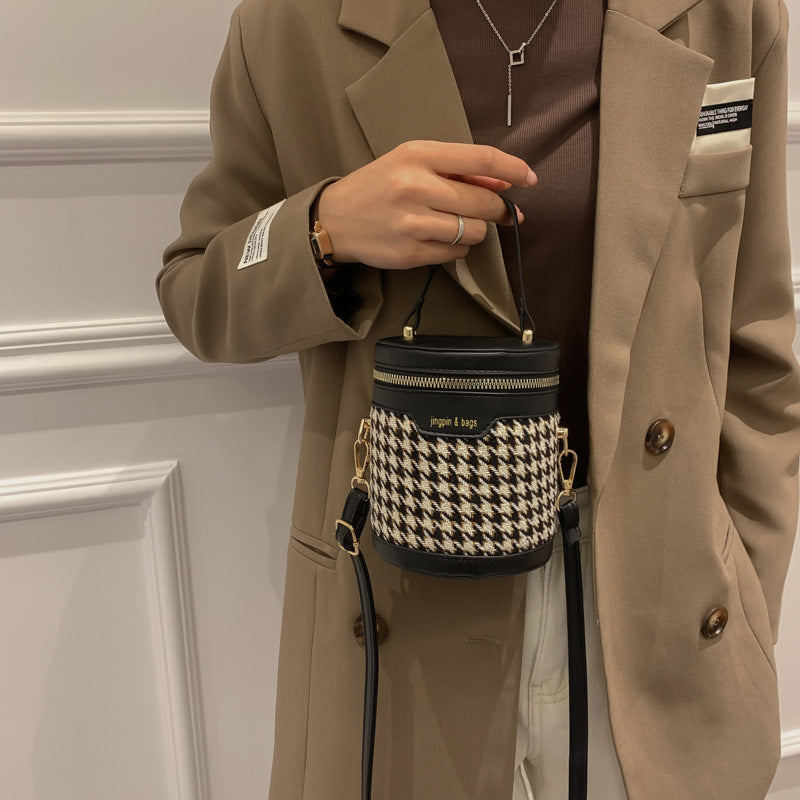 Portable Bucket Bag Korean Style Cool Trendy Limorista