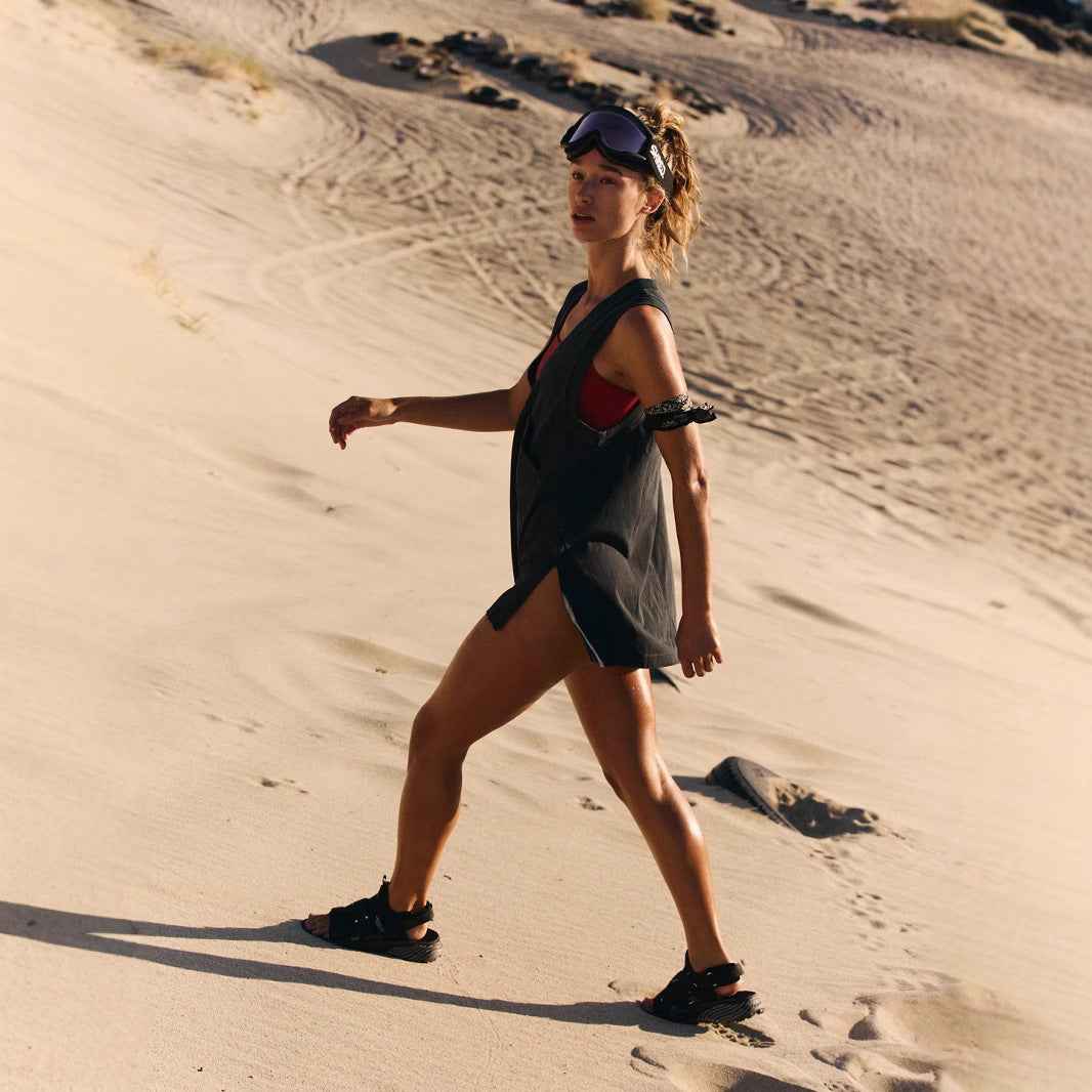 Limorista - Deep V-neck Slit Pocket Vest