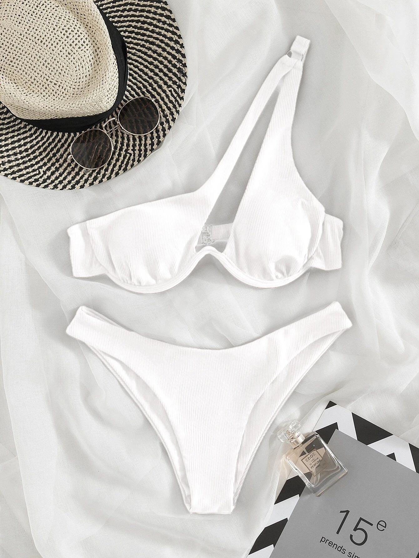 Ladies Split Swimsuit Solid Color One Shoulder Underwire Bikini Limorista