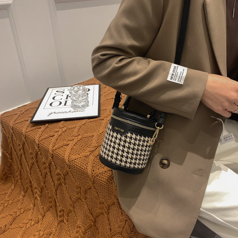 Portable Bucket Bag Korean Style Cool Trendy Limorista