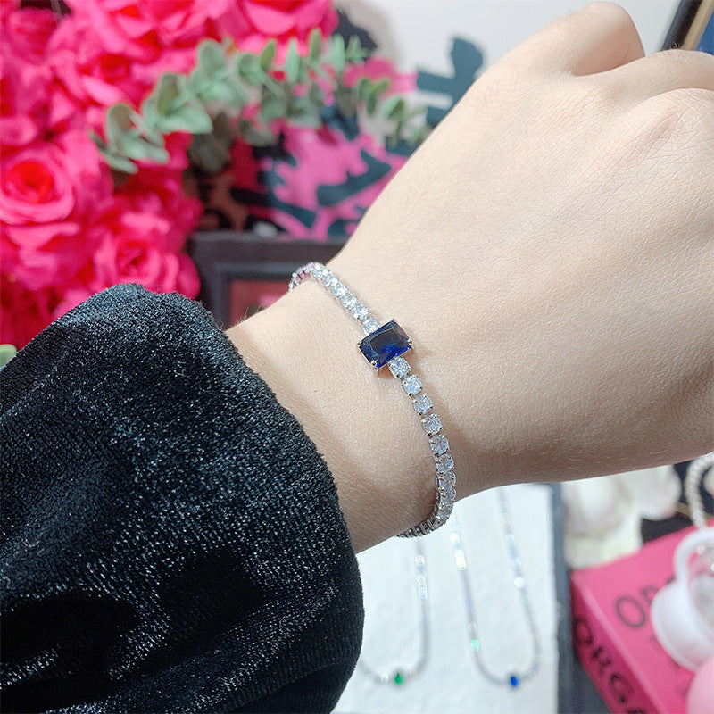 Simple And Versatile Sparkling Diamond Filled Square Candy Women&