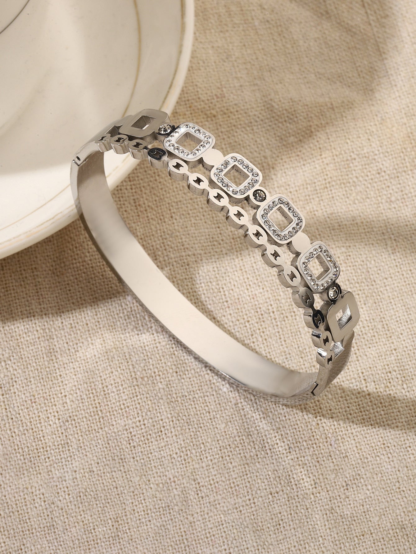 Stainless Steel Electroplated Bracelet For Women Limorista