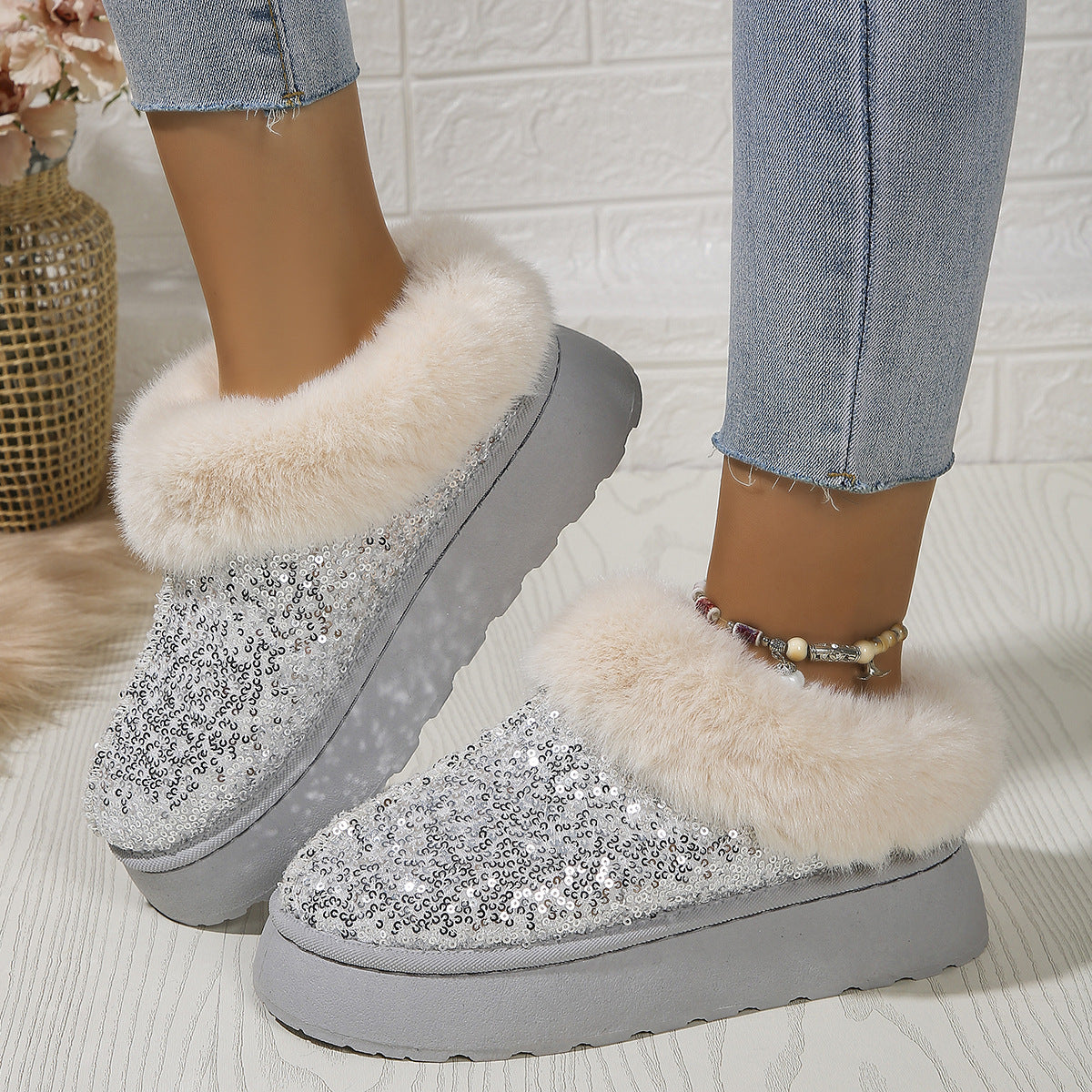 Fashion Sequined Thick-soled Plush Shoes Winter Indoor And Outdoor Casual Warm Slippers Women Garden House Shoes Limorista