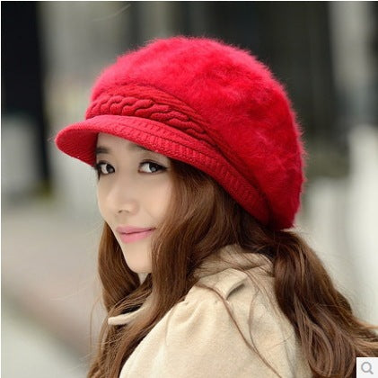 Ladies winter knitted beret Limorista