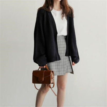 Simple short knit cardigan Limorista