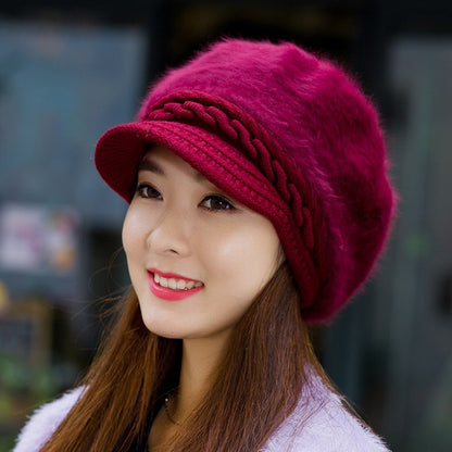 Ladies winter knitted beret Limorista