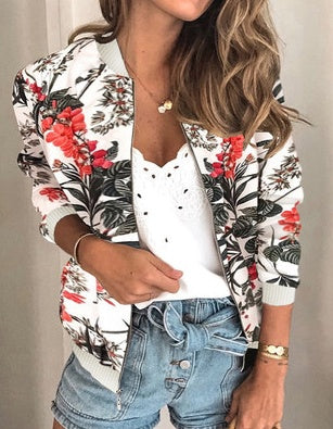 Incredibly beautiful and cozy jacket with a floral pattern Limorista