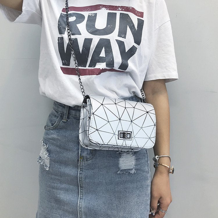 New all-match Korean messenger bag Limorista