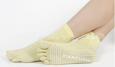 Slip Yoga Socks 5 Toes Socks Letter Print Massage Exercise Short Tube High-quality Cotton Socks Limorista