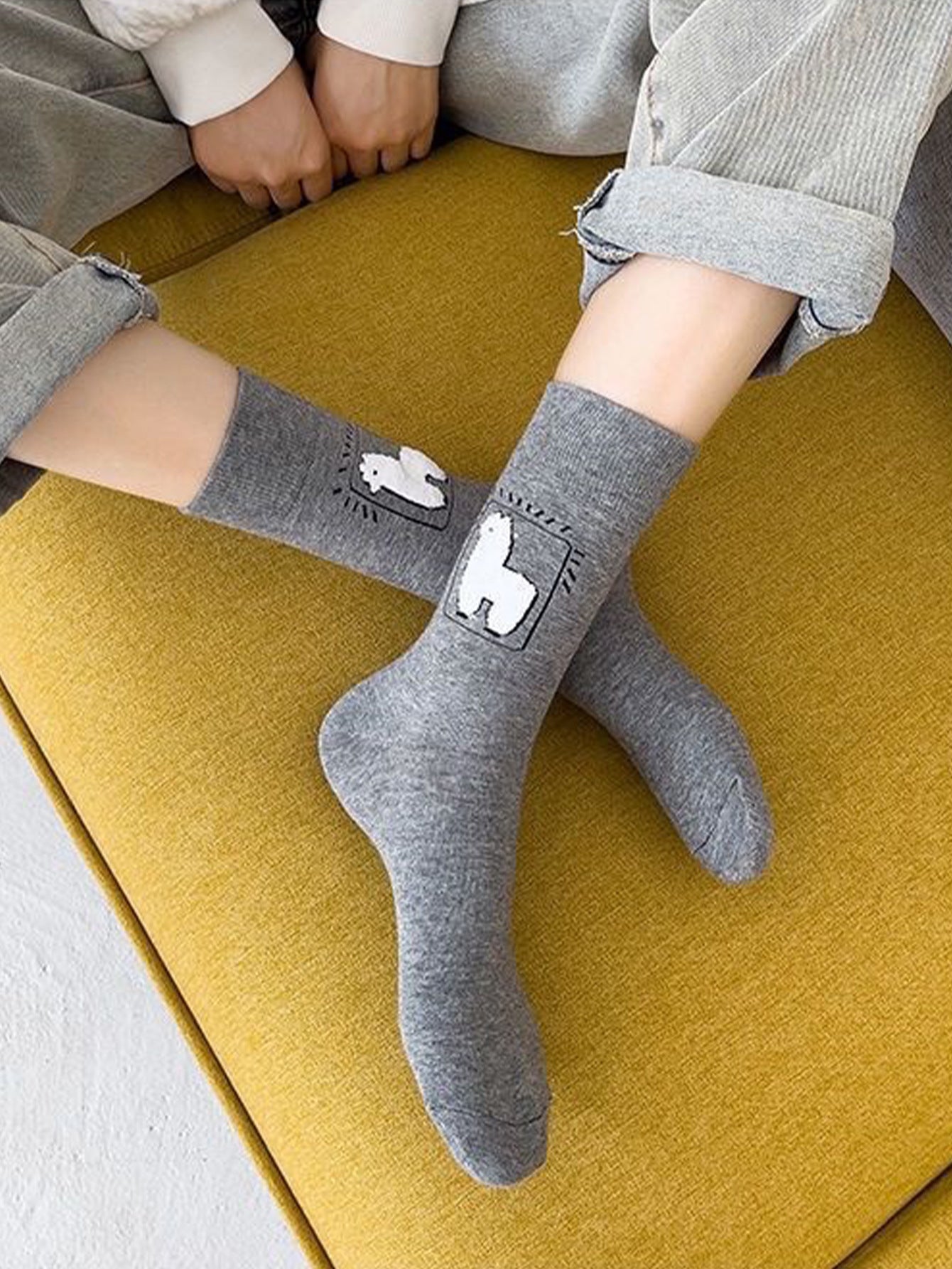 Spring And Autumn Tube Socks Cute Cartoon Black White Gray Alpaca Socks Limorista