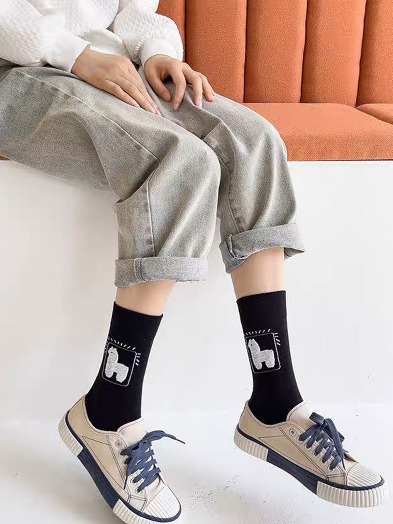 Spring And Autumn Tube Socks Cute Cartoon Black White Gray Alpaca Socks Limorista