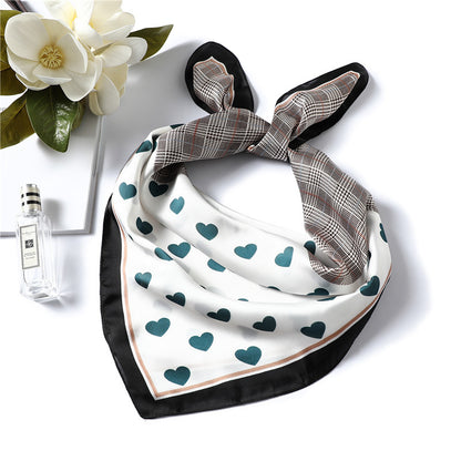 Ladies heart-shaped plaid silk scarf Limorista