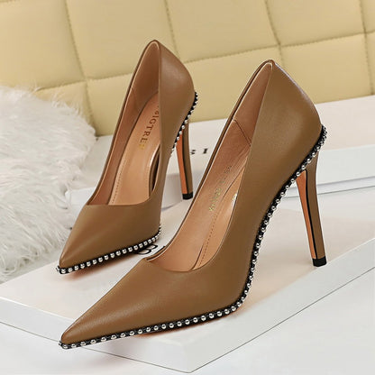 Studded high heels Limorista