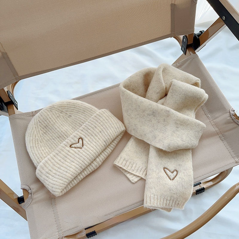Heart Embroidery Solid Color Children Woolen Knitted Hat Limorista
