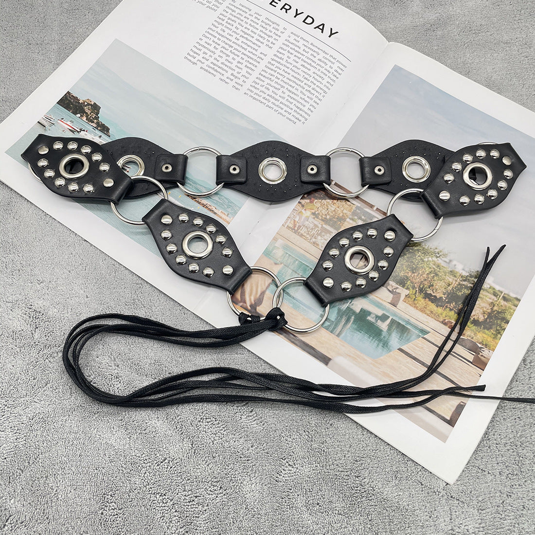 Vintage Flying Ring Design Lace-up Belt Limorista