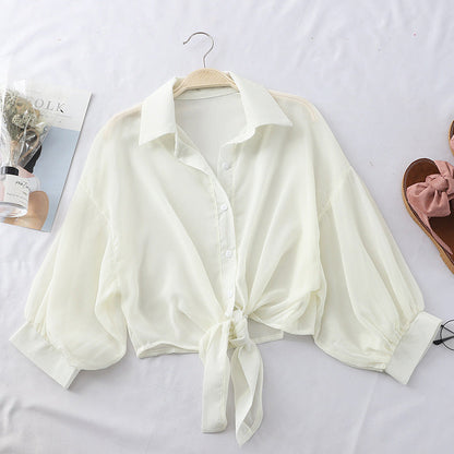 Students Wear A Small Shawl Outside The Air-conditioned Shirt Limorista