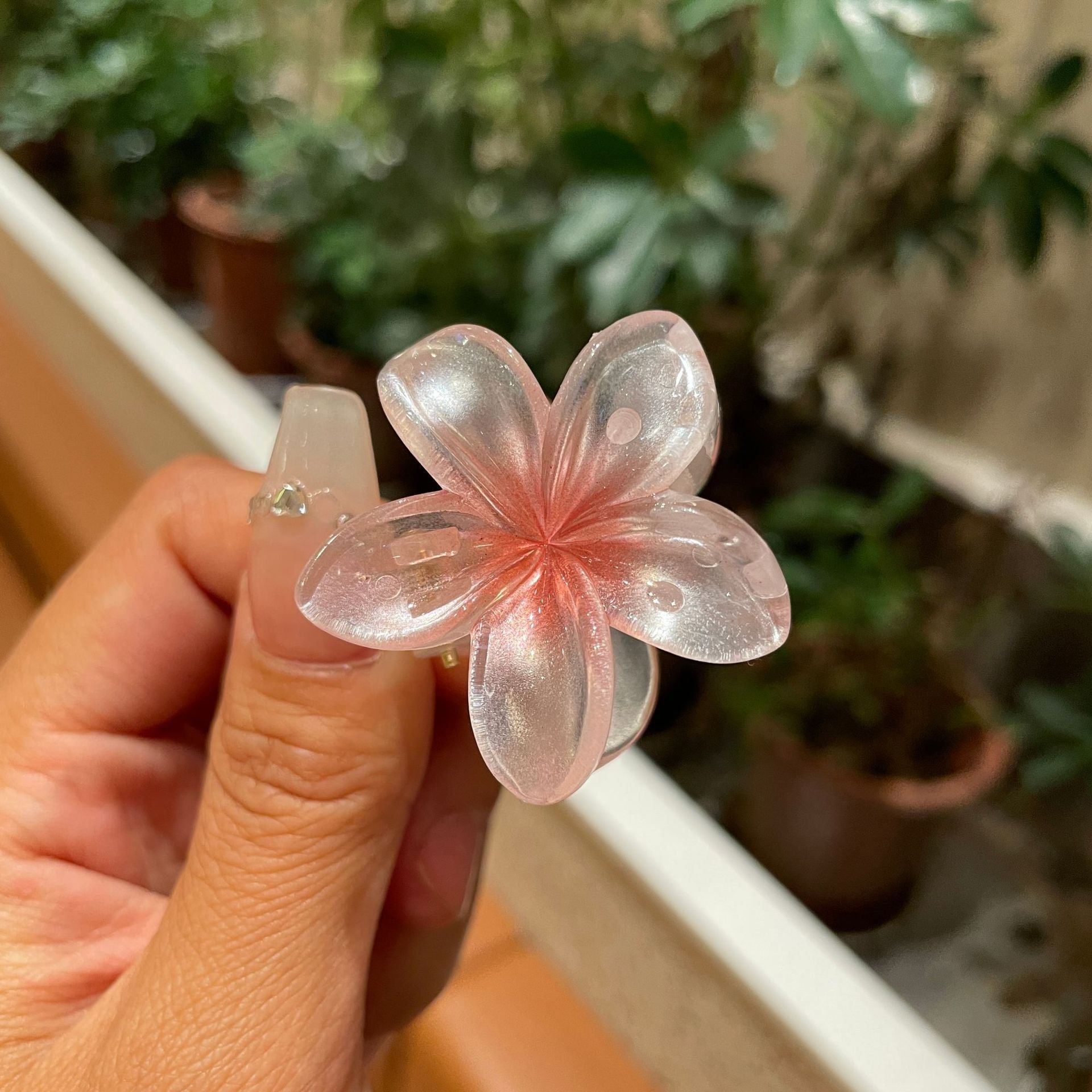 4CM Plumeria Rubra Grip Flower Barrettes Female Limorista