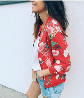 Incredibly beautiful and cozy jacket with a floral pattern Limorista
