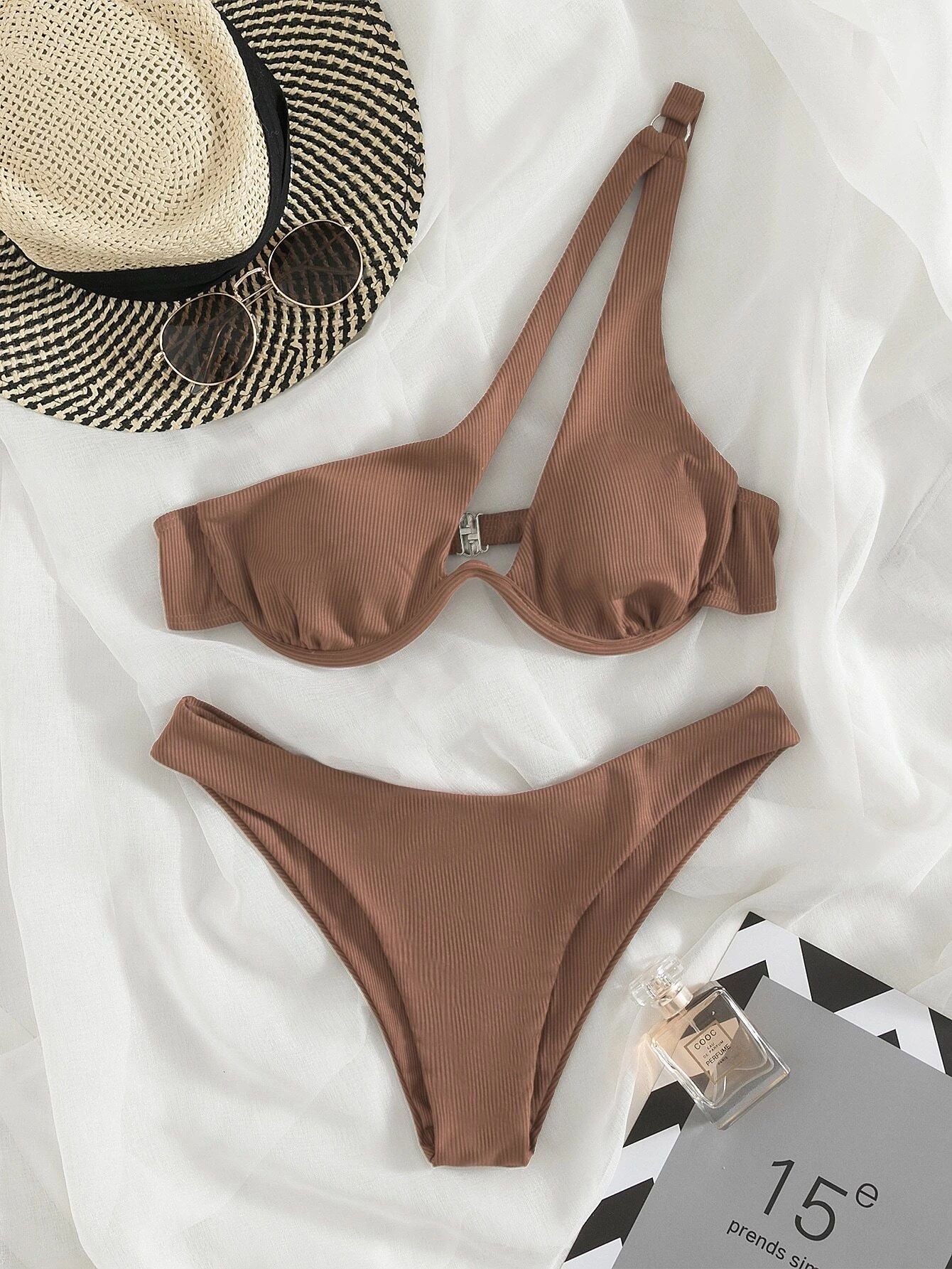 Ladies Split Swimsuit Solid Color One Shoulder Underwire Bikini Limorista